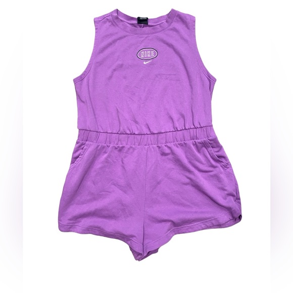 Women s Nike Plus Standard Fit Sleeveless Shirt Shorts Romper, Size 2X - Picture 1 of 4